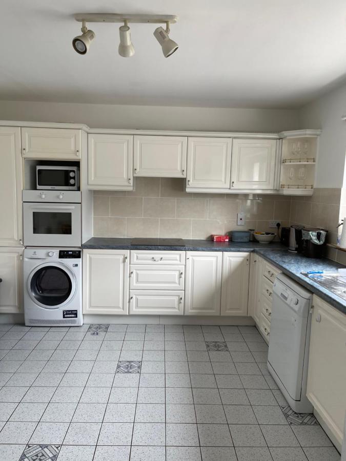 קינסייל Feather Bed 3 Bedroom House מראה חיצוני תמונה